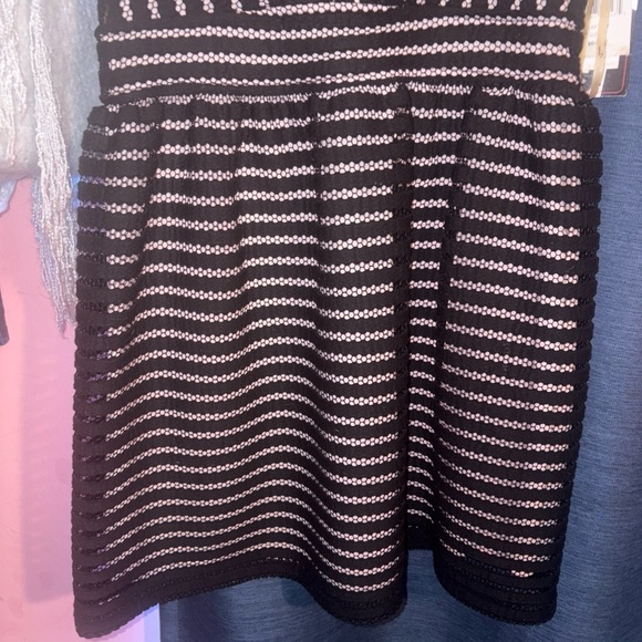 Chic Black and White Strapless Dress - Picture 4 of 5